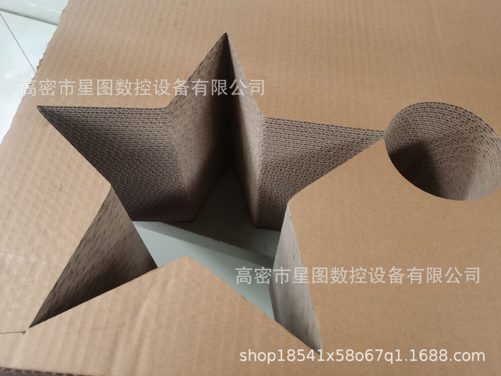 星袄数控猫抓板线切机